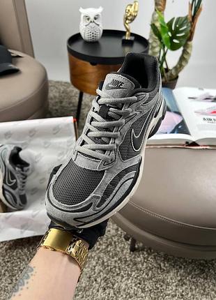 Nike shield  grey 3