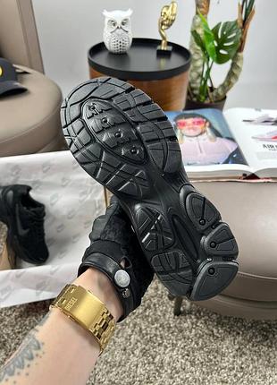 Nike shield  all black 4