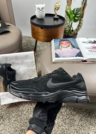 Nike shield  all black 6