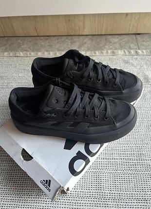 Adidas кеди