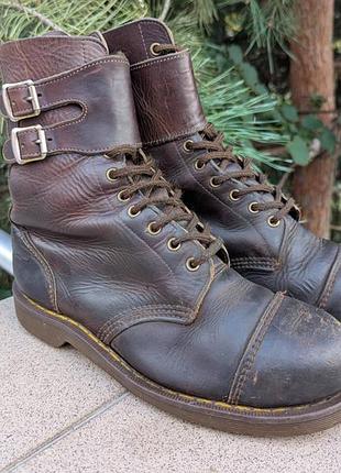 Чоловічі коричневі високі чоботи черевики берци стальний носок dr. martens england 8761