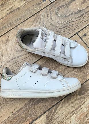 Кроссовки adidas 35 детские кожаные