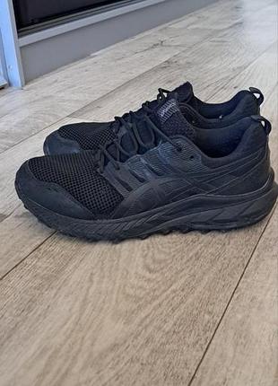 Кроссовки р.39-40