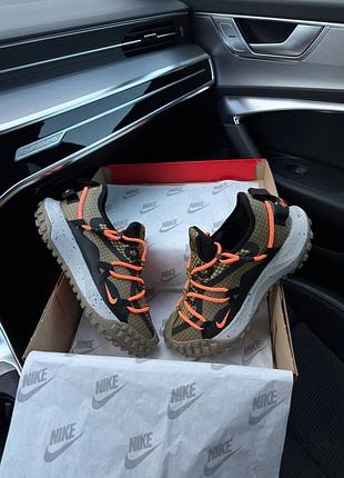 Nike acg mountain fly low khaki orange