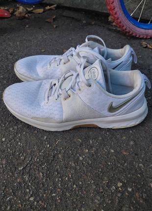Кросівки nike