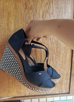 Босоніжки tommy hilfiger