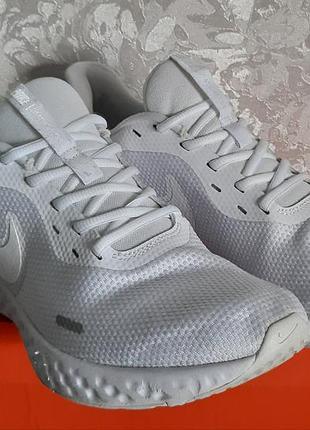 Чоловічі кросівки nike revolution