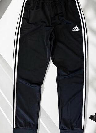 Чоловічі спортивні штани adidas 3-stripes (на манжетах)