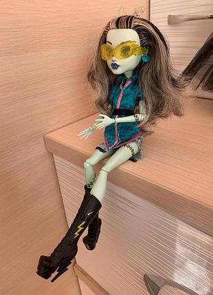 Monster high scaris city of frights frankie stein