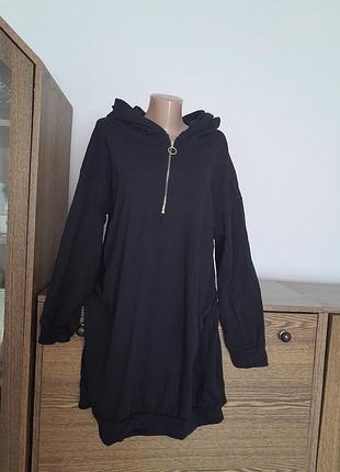 Платье с капюшоном 👗