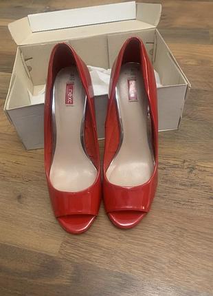 Подарунок 👠