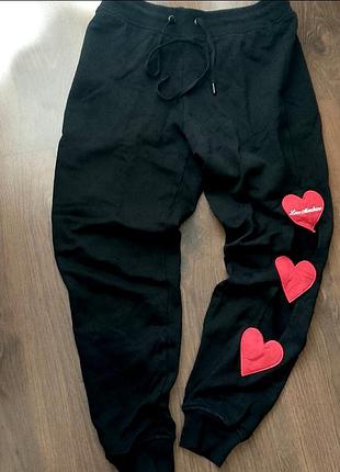 Спортивные штаны джоггеры love moschino