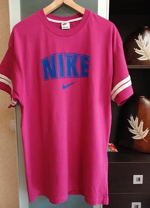 Футболка унісекс nike
яскрава, якісна. 100 котон