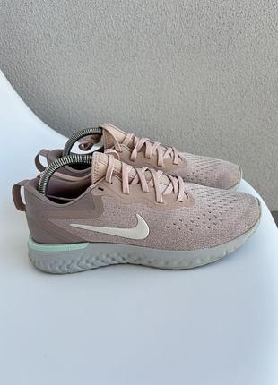 Оригінальні жіночі легкі кросівки nike odyssey react 38,5(25 см)
