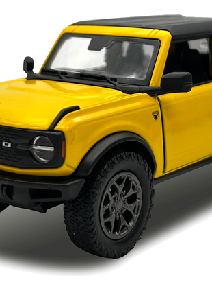 Машинка металева kinsmart 1:34 2022 ford bronco (hard top) kt5438wb інерційна, двері відчиняються / колір жовтий