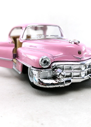 Металева машинка kinsmart 1953 cadillac series 62 coupe 1:43 (kt5339w) колір рожевий