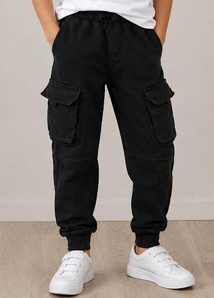 Брюки zara, джоггеры, на мальчика, в идеальном состоянии.