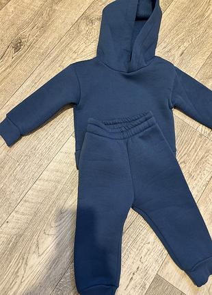 Костюм новий,теплий фліс, р 86 /250 грн