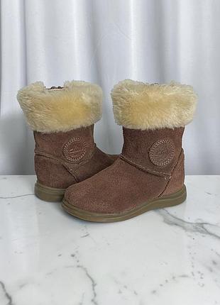 Замшеві демісезонні черевики clarks для дівчинки 20-20,5 розмір