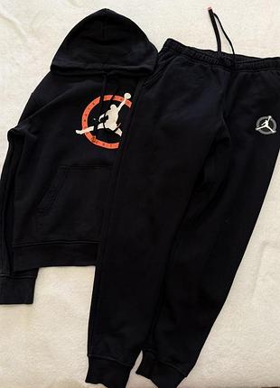 Продам чоловічий костюм jordan mvp оригінал