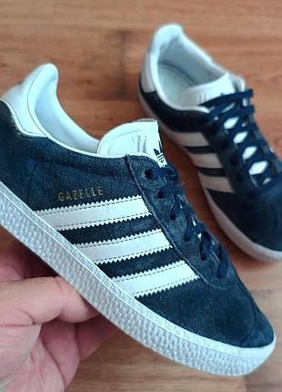 Оригинальные кожаные adidas gazelle р34 длина стельки по факту 22см