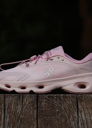 On cloudsolo x loewe light rose