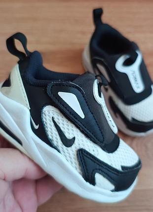 Оригинальные nike р21 длина стельки по факту 13см
