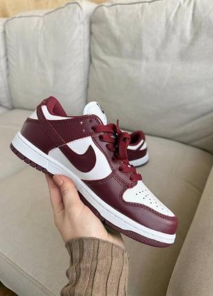 Кросівки жіночі  nike dunk low bordo white