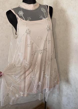 Дуже гарна сукня жіночна вільного крою плаття з вишивкоюз бісеру
