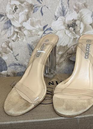 Босоніжки жіночі boohoo прозорі на підборах