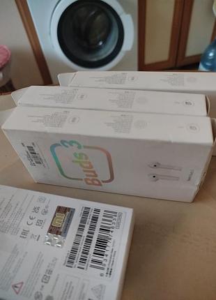 Redmi buds3 оригинал нерабочие под ремонт зарядка идет невключая полный комплект разработка зарядка наушники и кейс.