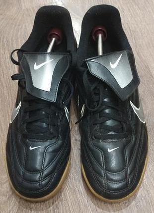 Футзалки чоловічі nike tiempo