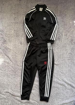 Дитячий спортивний костюм adidas