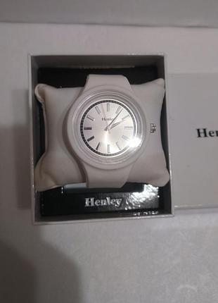 Женские часы. henley