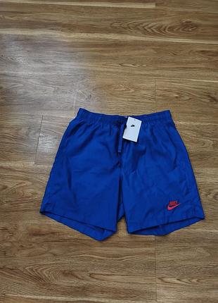Шорты от бренда nike