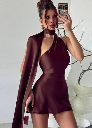 Розпродаж сукня prettylittlething з  выдкритою спиною