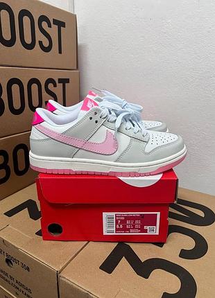 Женские кроссовки nike sb dunk pink puck / Найк данк серые розовые 36 37 38 39 40