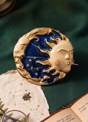 Брошка брош сонце ☀️місяць 🌙емаль блакитно золота стильна модна нова прикраса на одяг для жінок дівчат якісна