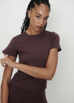 Бордова спортивна футболка h&m drymove