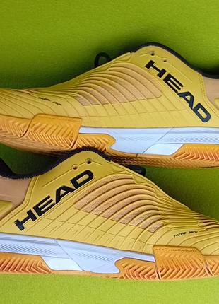 Кроссовки head revolt pro 4.5 bnbk 273244. в размере 44.5ная стопу 29см
есть моменты,микро порезы на передку