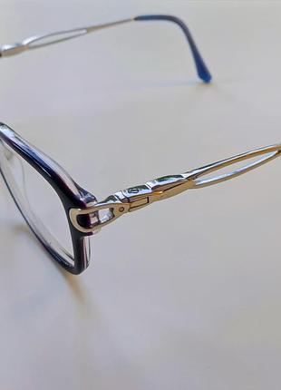 Брендовая итальянская оправа sferoflex 1557b luxottica с флекс-системой в идеале