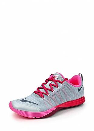 Кросівки nike lunar cross element для жіночого тренінгу.