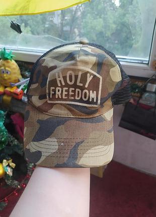 Кепка-тракер holy freedom united camo cap.