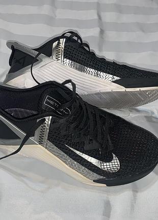 Кроссовки nike metcon 6 flyease black silver (db3794-010) — размер 40.5 (26 см)