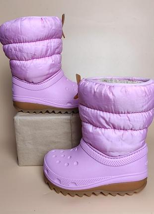 Зимові чоботи сапоги дутики crocs c9.
розмір 26 довжина устілки 15,7 см.