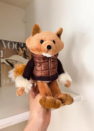 Мягкая игрушка лис в куртке