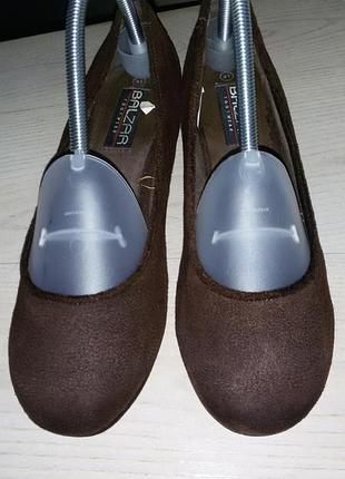 Balzar footwear(швеция)-коричневые замшевые балетки р.40 -26,5 см