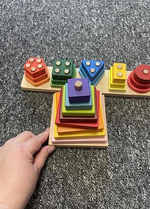 Пірамід cubika 3