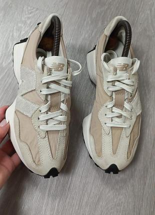 Женские кроссовки new balance