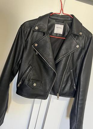 Куртка шкірянка косуха bershka s